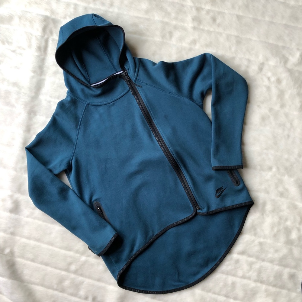 Nike Women's Tech Fleece Cape Hoodie
